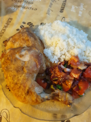 Recept Kyckling i ugn med ris och bönsalsa